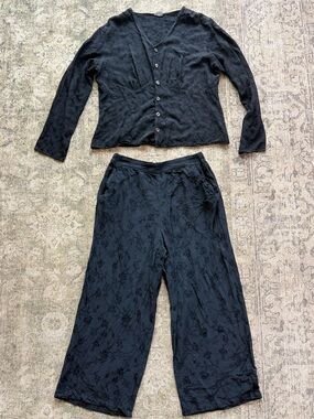 CP Shades Black Textured Two-Piece Set Button Blouse + Wide Leg Pants Medium